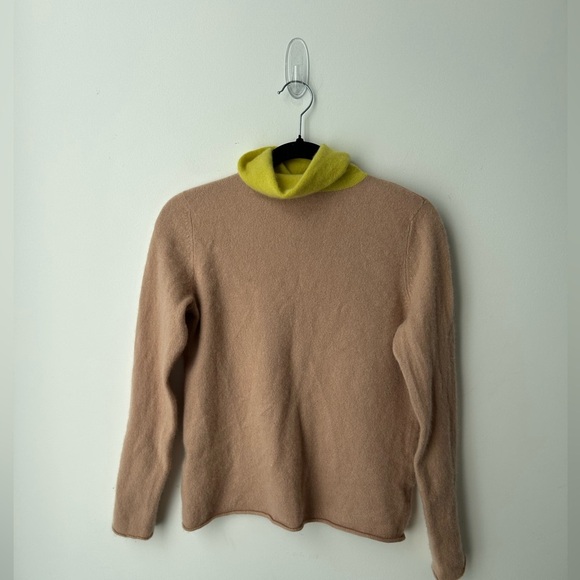 Gobi Cashmere Tan and Green Turtleneck Sweater - Picture 11 of 13